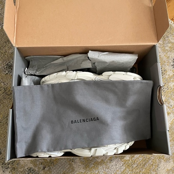 Brand New Balenciaga Track 2 Sneaker white silver. MISMATCHED sz eu 38 and 39 - Picture 9 of 11